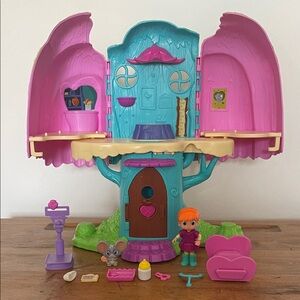 Vida the vet clinic treehouse